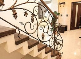 Кованые перила для лестниц